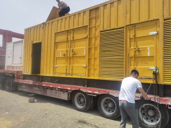 富民除了负载情况和发动机维护，还有哪些因素会影响 200kw 柴油发电机的油耗？