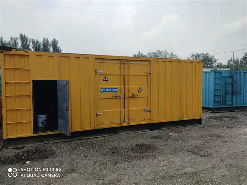 富民200KW柴油发电机组需要配备什么型号的电缆线？